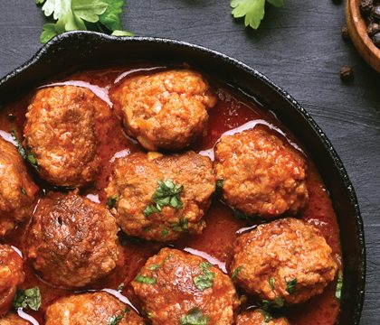 hmf foodservice channels restaurants meatballs in pan