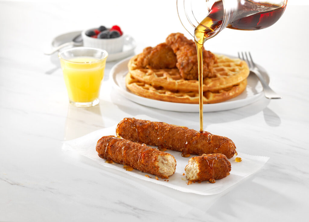 home market foods chicken & waffles rollerbites beauty shot